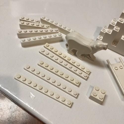 Lego Winter Ice Scenery, Stretcher, Polar Bear & Extra Vintage Parts Pieces Lot - Picture 5 of 7