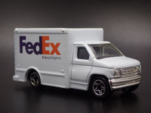 1999 99 FORD E SERIES BOX VAN FEDEX WHITE 1:80 SCALE DIORAMA DIECAST MODEL CAR - Picture 5 of 8