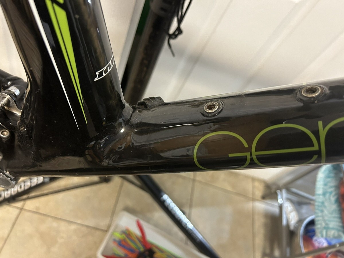 26'' Scott Genius 30 M/L Frame For Parts Front Triangle Is