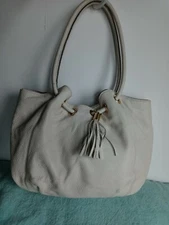 Michael Kors Ivory White Leather tassels shoulder bag hobo bucket bag soho bag 