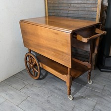 Carro de barra rodante vintage colonial de madera con hojas caídas carro de té mesa de cocina