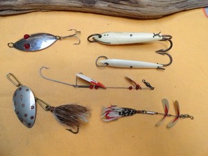 antique bone fishing lure lot with Pflueger Muskill tandem spinner and Pflueger