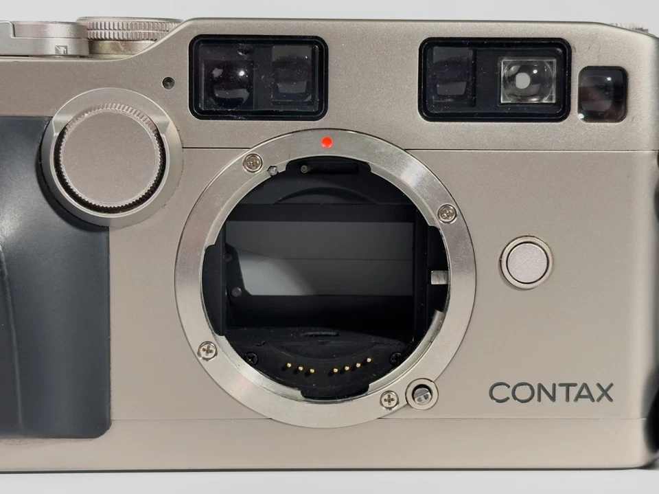 Cámara fotográfica telémetro Contax G2 35 mm - solo cuerpo, titanio Foto 2 de 4