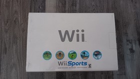 Nintendo Wii Console White Complete In Box CIB with Wii Sports Bundle - Tested