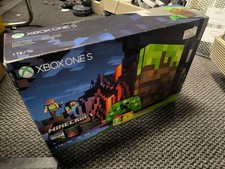 Microsoft Xbox One S Minecraft Edition Limited Retro RAR VGA WATA Sealed