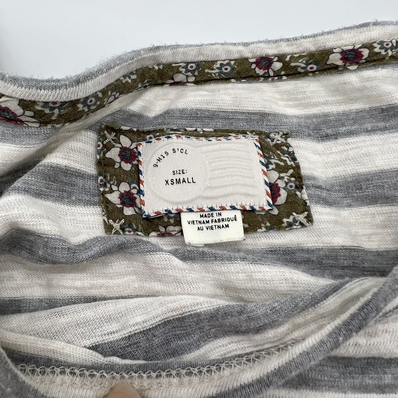 Anthropologie Postage Stamp Gray White Striped long s… Gem