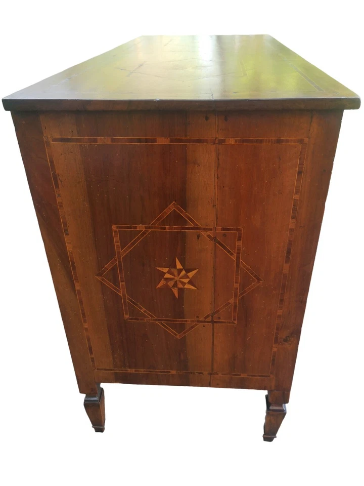 Raro ed elegante Cassettone Luigi XVI Emiliano intarsiato Rolo - Immagine 3 di 4