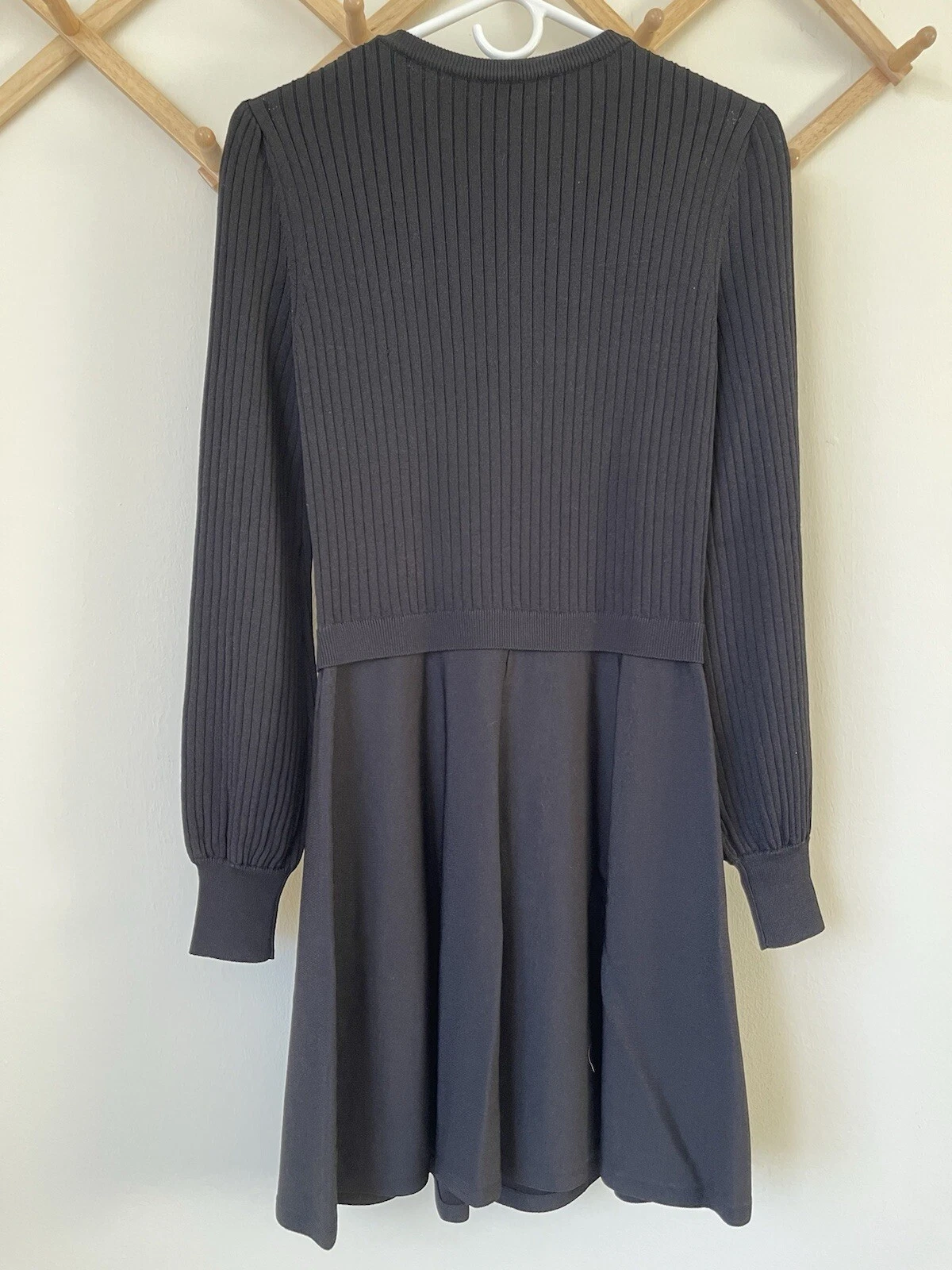 Abito rosso Valentino in maglia a costine nero taglia M