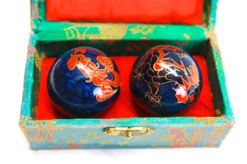 Bolas de campana china vintage en caja original dragón yin yyang ejercicio meditación - Imagen 12 de 12