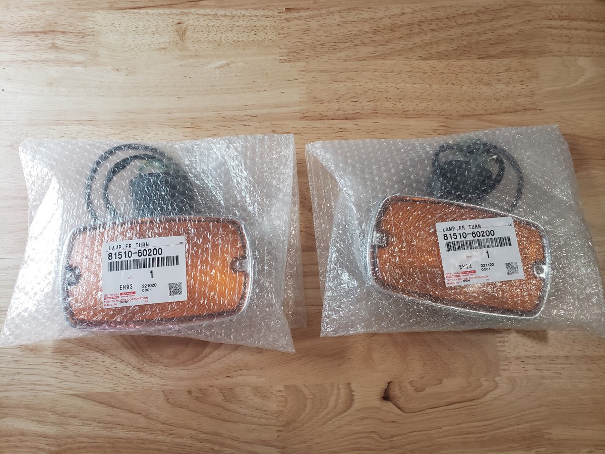NEW Toyota Land Cruiser FJ40 1971-1975 Amber Turn Signal Set Of 2