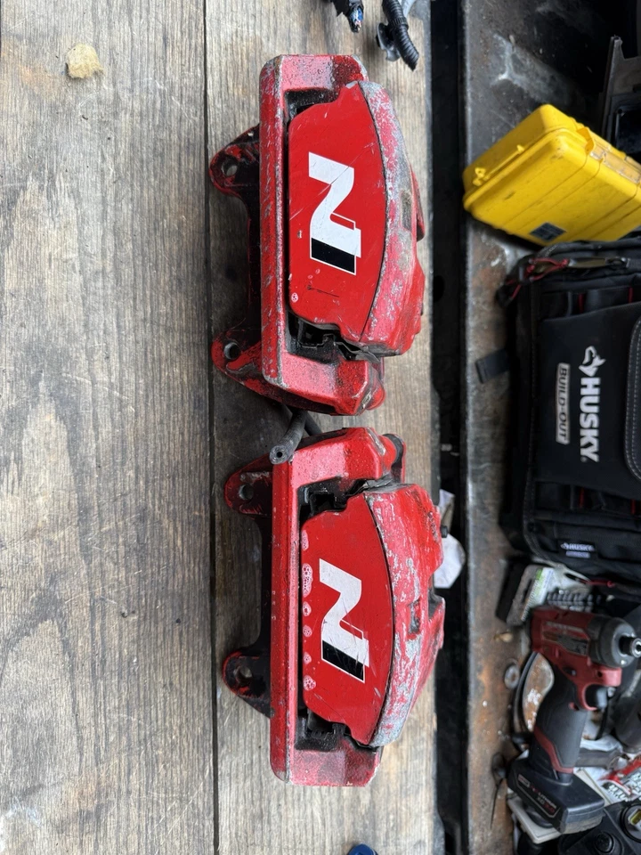 Pinzas de freno delanteras Hyundai Veloster N 2019+ OEM Foto 2 de 3