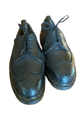 VTG Dr. Martens Made In England Brogue Oxford Shoes UK 7/ US Men\'s 7.5/Women\'s 9 Dr. Martens Vintage 3989 Brogues - Black - 22853001-BLK 3989 VTG main image 3