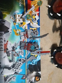 LEGO Legends of Chima Wakz' Pack Tracker Set 70004 664 Pieces Ages 8-14