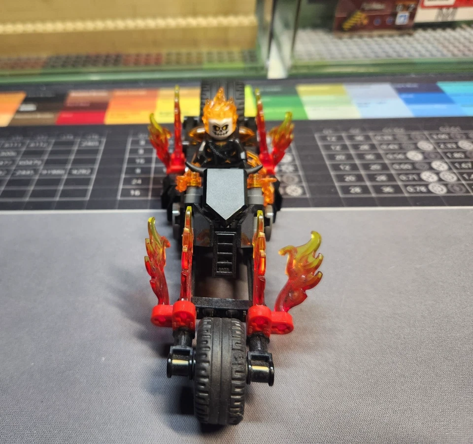 LEGO Marvel Spider-Man Ghost Rider con minifigura de motocicleta 76058 Foto 2 de 4