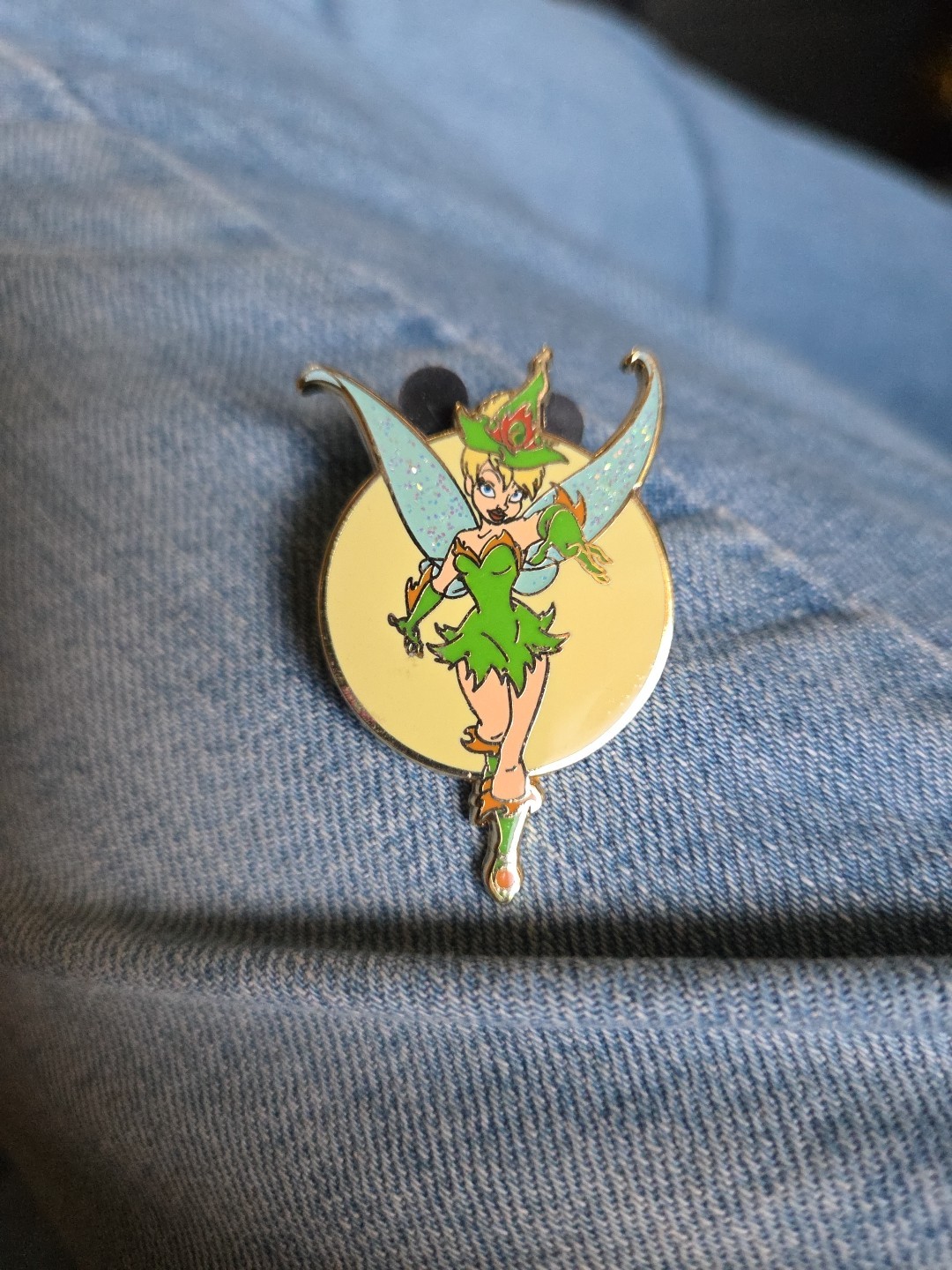  Disney pin Tinkerbell as Witch green outfit moon Halloween 2011
