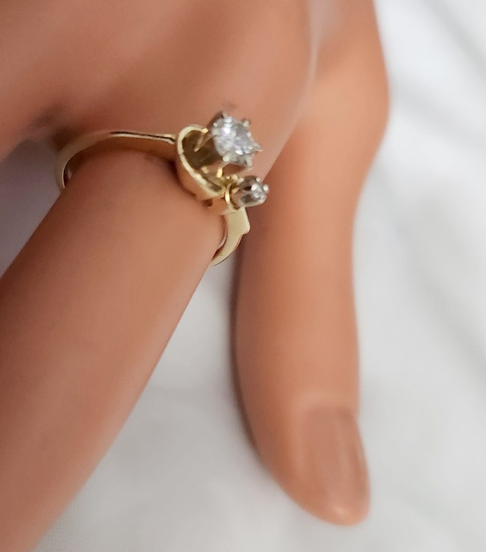 14KT YG .25 CARAT CLEAN DIAMOND CENTER STONE RING SIZE 7