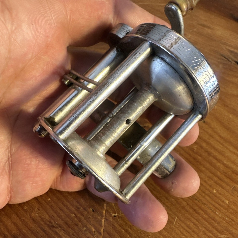 Moulinet Casting Vintage Pflueger Akron 1893L - Pour Pièces Ou Restauration