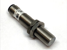 Balluff BCS 012-PSB-1-L-S4 Capacitive Sensor Cylindrical M12 House Sn  4mm