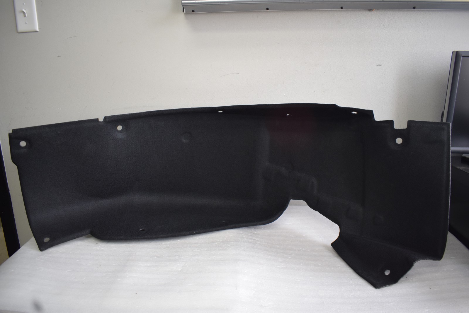 FERRARI 612 SCAGIETTI RIGHT SIDE FENDER LINER FACTORY OEM