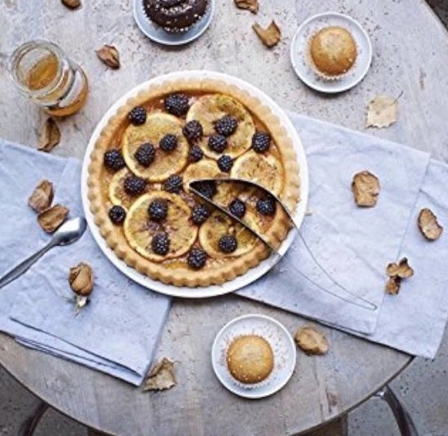 ÚNICO servidor de pasteles ganador de premios Foto 2 de 4