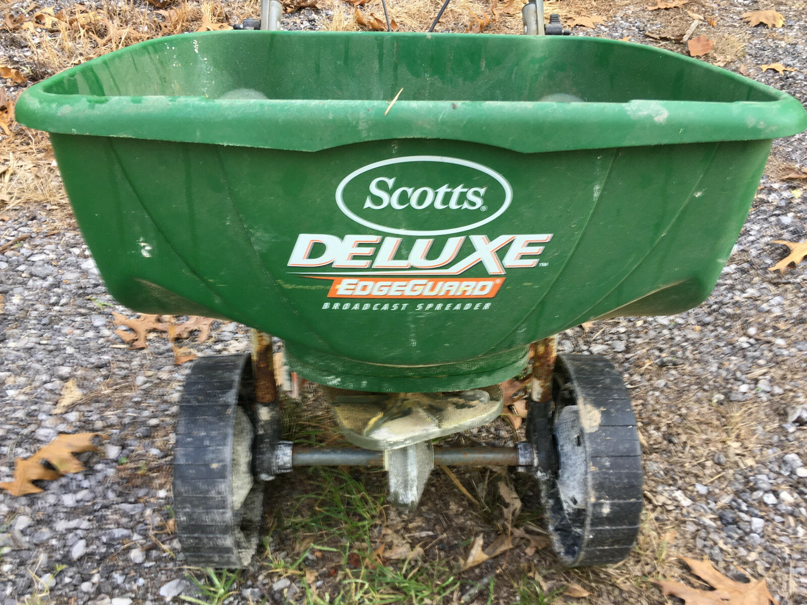 Lawn Spreader for sale 68 ads for used Lawn Spreaders