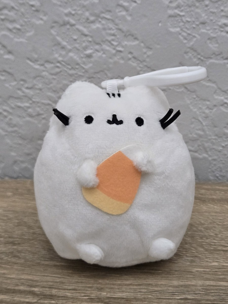 2026 Gund Pusheen HALLOWEEN Mystery Plush Clip WHITE CAT W/CANDY