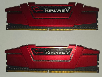 2x RAM G.Skill RIPJAWS V DDR4 -2400 CL15-15-15-35 1.20 V - F4-2400C15D-16GVR-Rot