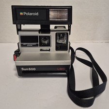 Vintage Polaroid Sun 600 LMS Camera .