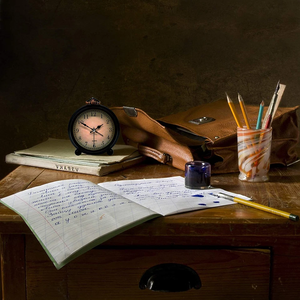 Vintage Retro Analog Alarm Clock, 4 Inch Silent Non-Ticking, Battery Operated, A - Image 2 of 4