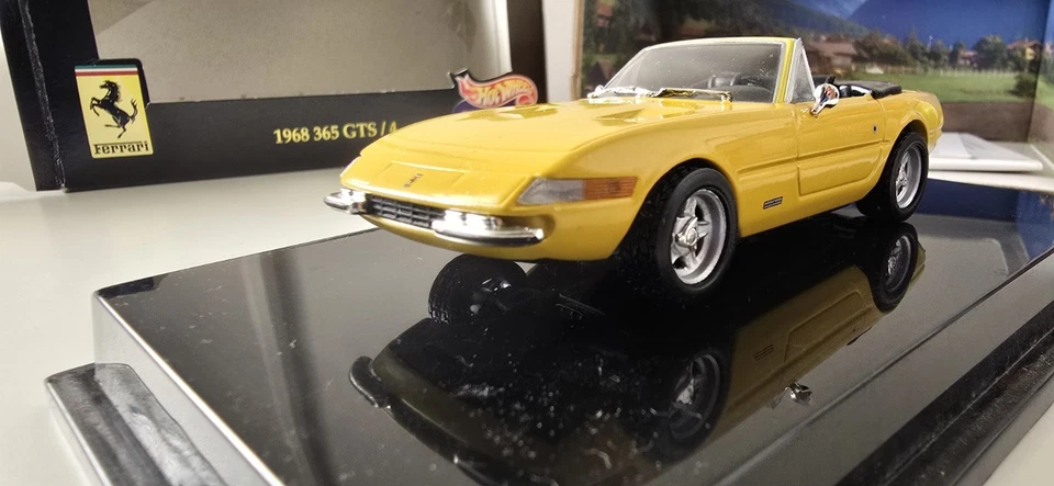 Hotwheels 1/43 Ferrari 365 Gts /4 1968 - Photo 4/4