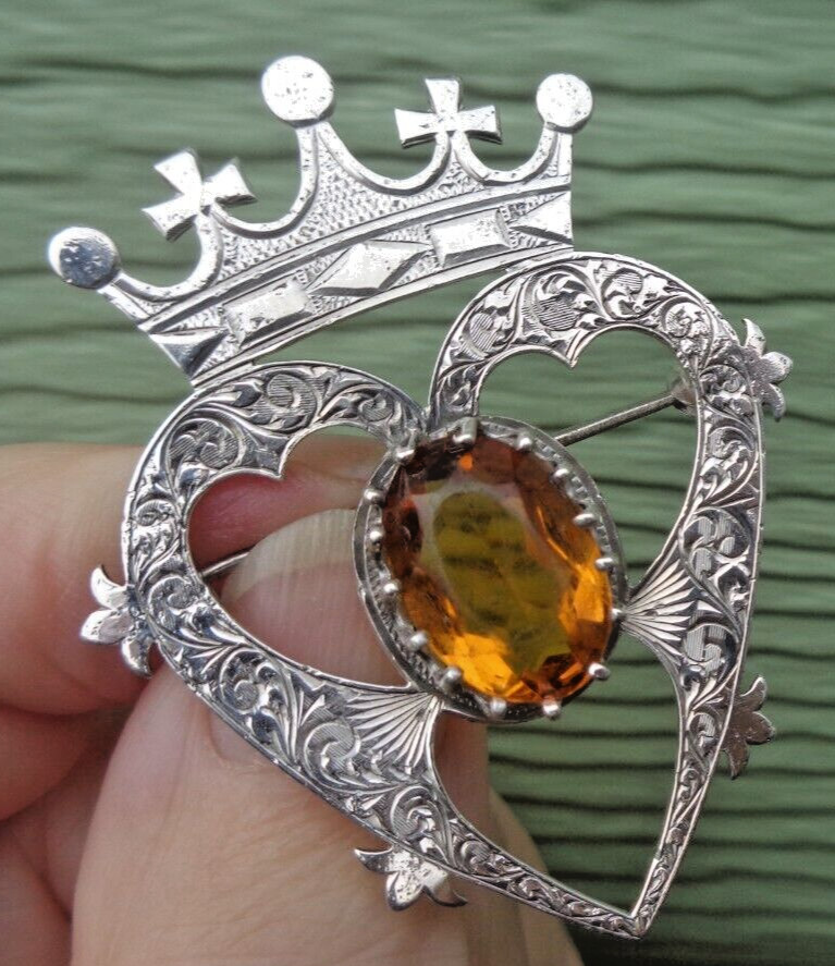 Iona Silver Luckenbooth Brooch Citrine / Scottish Cairngorm John Hart h/m 1978 thumbnail 5