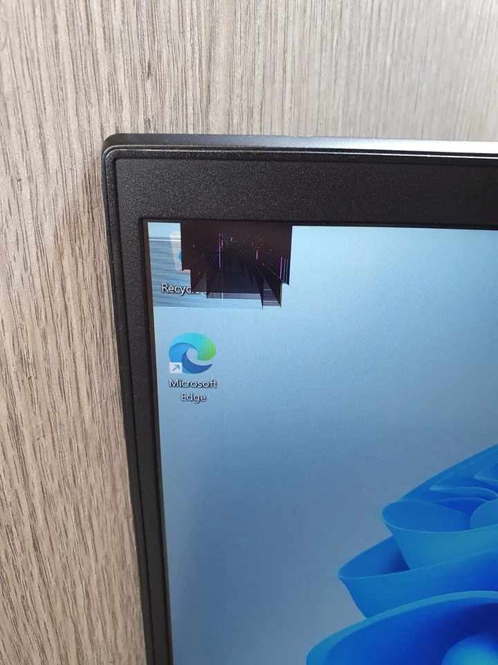Lenovo ThinkPad E490 · i5-8265U · 8GB · 256GB, photo 3 of 5