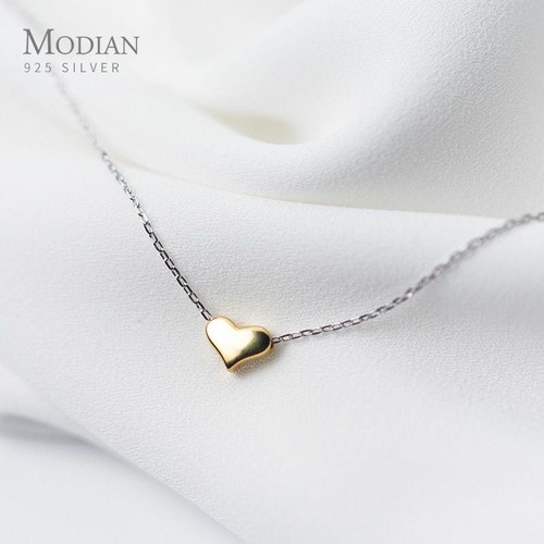 Heart Shaped Pendant Necklace 