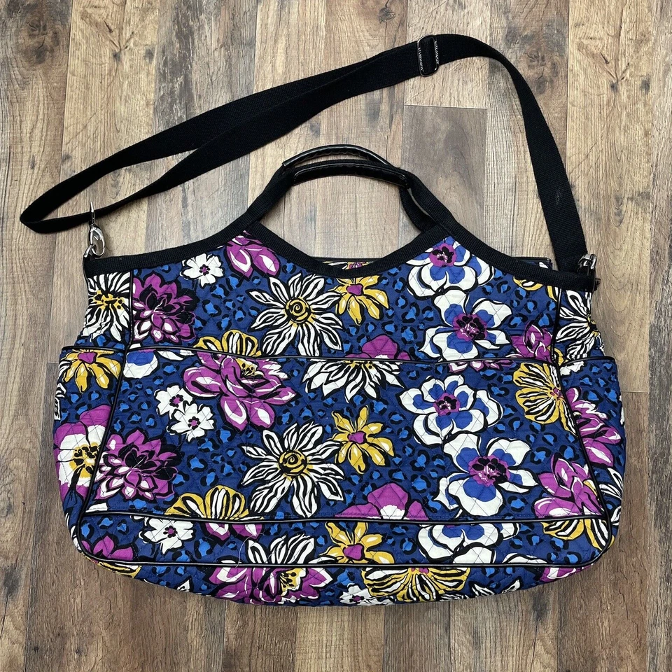 Vera Bradley Travel Bag Carryall African Violet Shoulder Strap 20"x27" EUC - Image 3 of 4