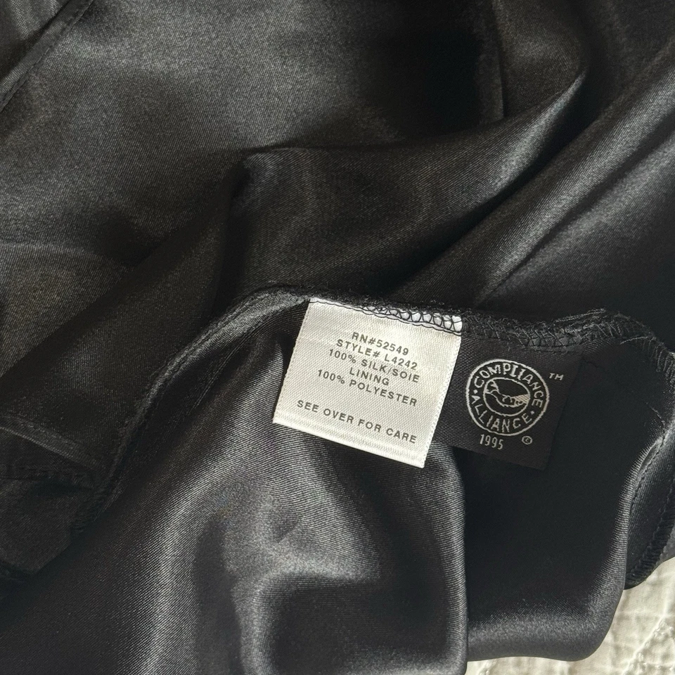 Vestido de cóctel Cosmo negro de seda de 1990 - Laundry de Shelli Segal - Se ajusta como un 8 Foto 4 de 4