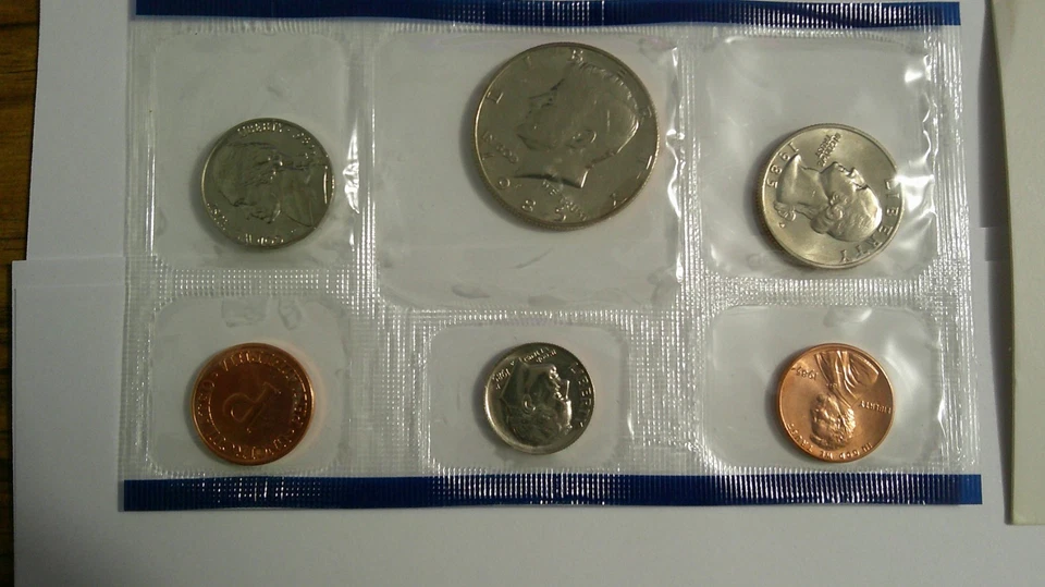1985 Uncirculated Coin Set U.S Mint Original Government Packaging OGP - Image 2 of 4