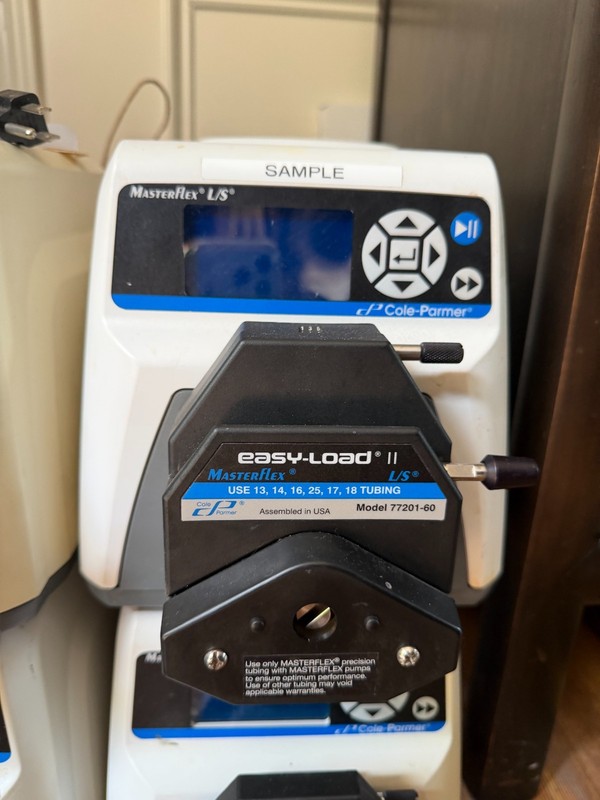 Cole-Parmer Masterflex Peristaltic Pump 7528-30 Easy-Load II Pump Head 77201-60