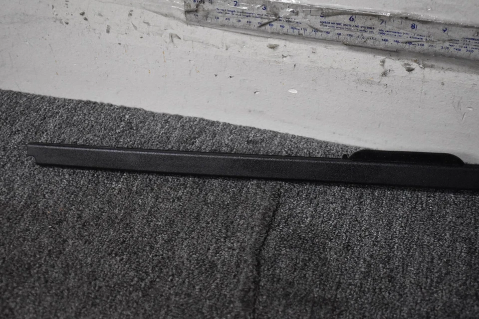 Mercedes Benz S65 2007-2013 AMG base moldura delantera OEM de fábrica Foto 2 de 4