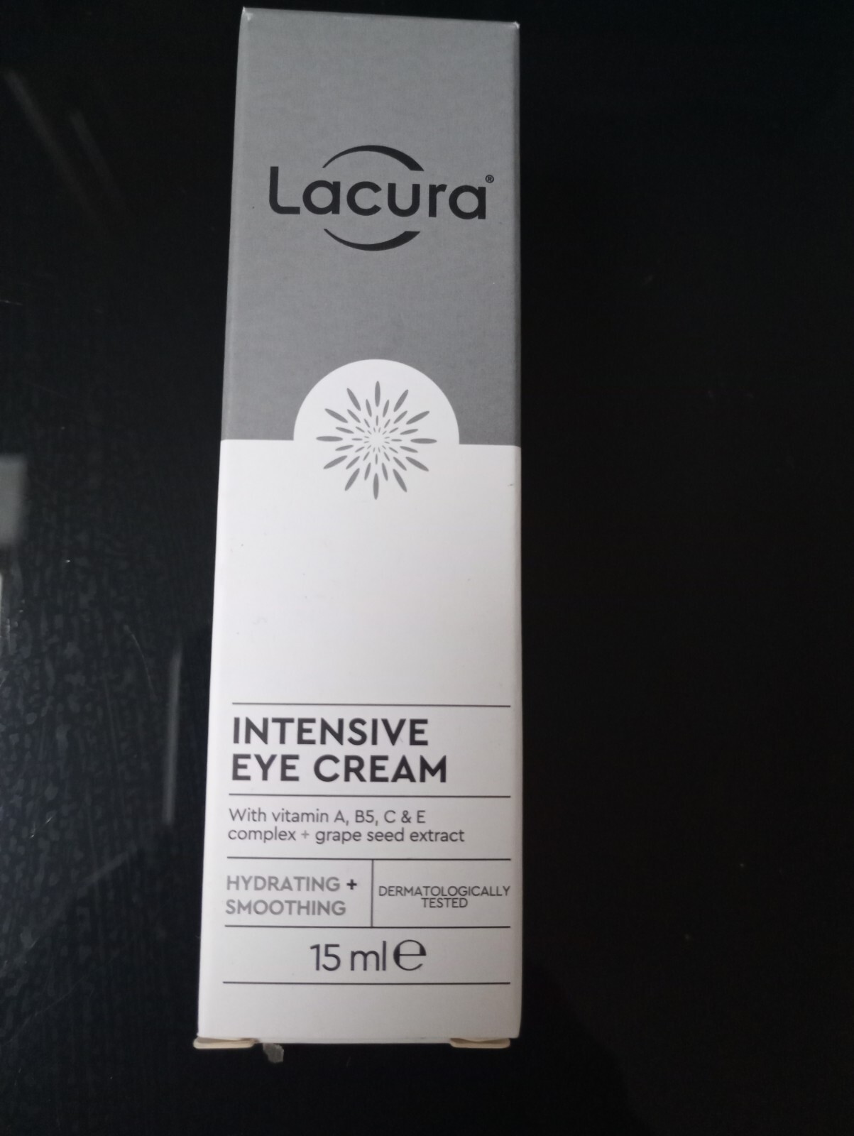 Lacura Intensive Eye Cream 15ml Vitamins & Grape Seed Extract .
