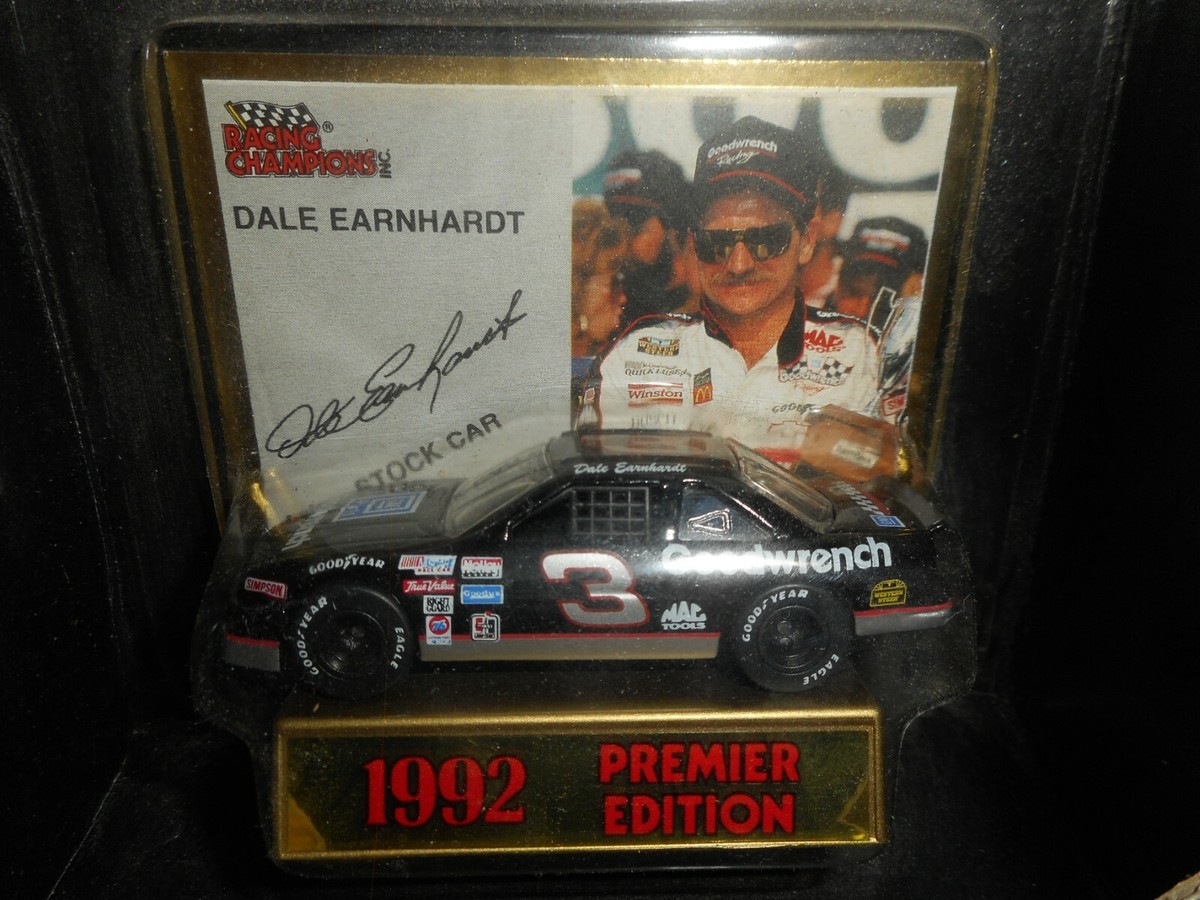 ミニカー NASCAR  #3 DALE EARNHARDT 1992 Racing Champions Dale Earnhardt #3 Goodwrench Die Cast