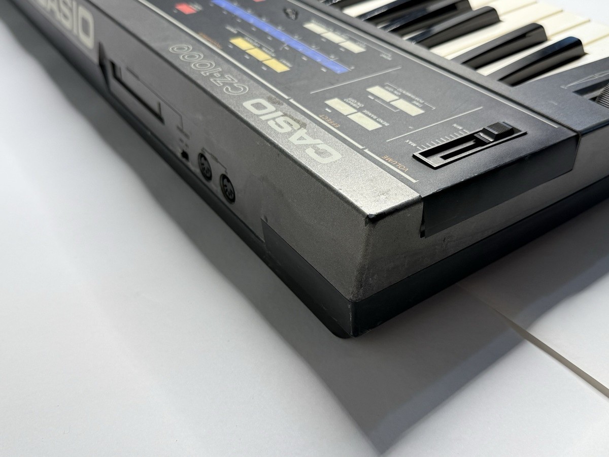 CASIO キーボードシンセサイザー CZ-1000 Casio CZ-1000 | Vintage Synth Explorer
