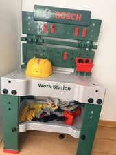 Bosch Kinder Werkbank Work-Station mit Spielzeug-Werkzeug & Zubeh&ouml;r, gelber Helm