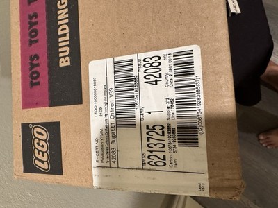 LEGO 42083 Bugatti Chiron Technic New Sealed Factory Box