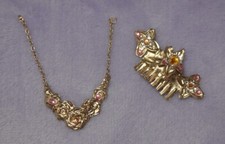 Little Mermaid PRINCESS ARIEL Pink D23 LE Necklace  Comb Barrette for 17" Doll