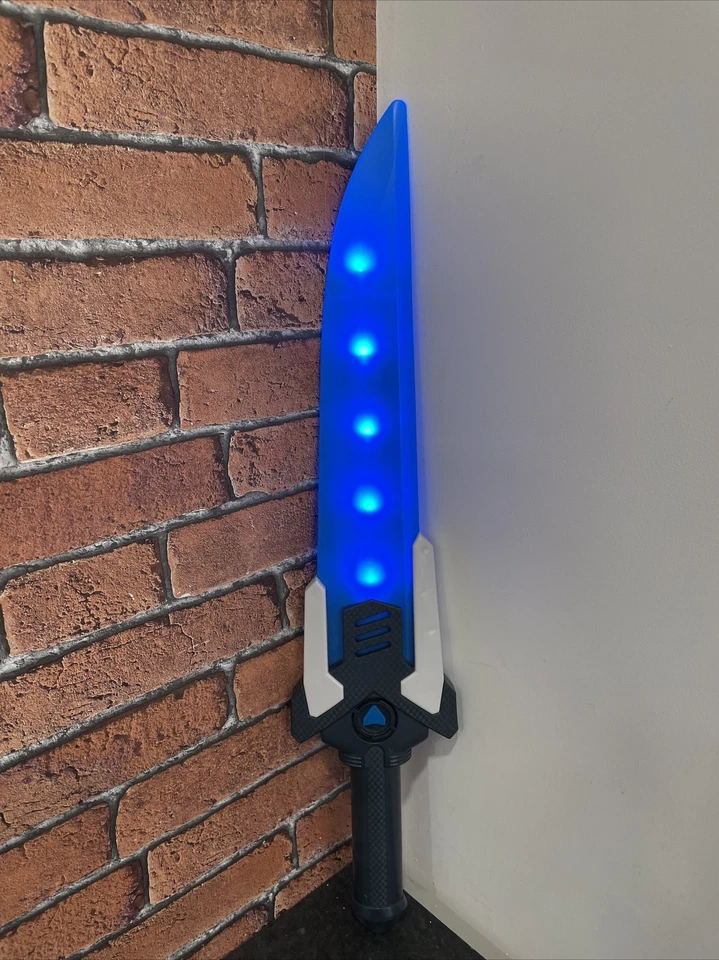 Max Steel Sword Interactive Turbo Sword Luces y Efectos de Sonido Foto 2 de 4