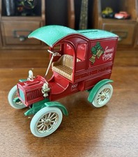 Vtg Ertl 91 Christmas Truck Bank, Die-Cast Metal, Red/Green, Original Box Key