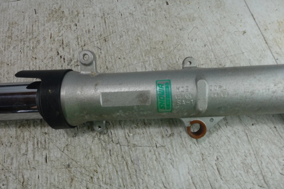 HONDA ST1300 ST 1300 GARFO DIANTEIRO ESQUERDO ASSY TODOS OS ANOS ABS NÃO BOM LIMPO RETO - Imagem 3 de 4