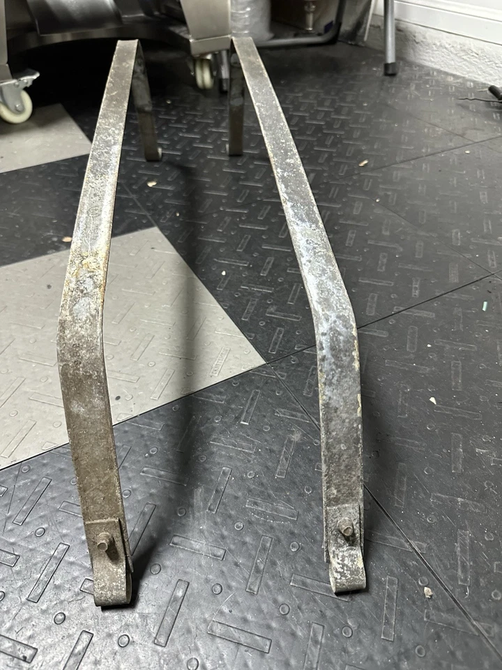 Regal Grand National G 1978-1987 carrocería tanque de combustible gasolina correas de montaje soportes GM Foto 3 de 4