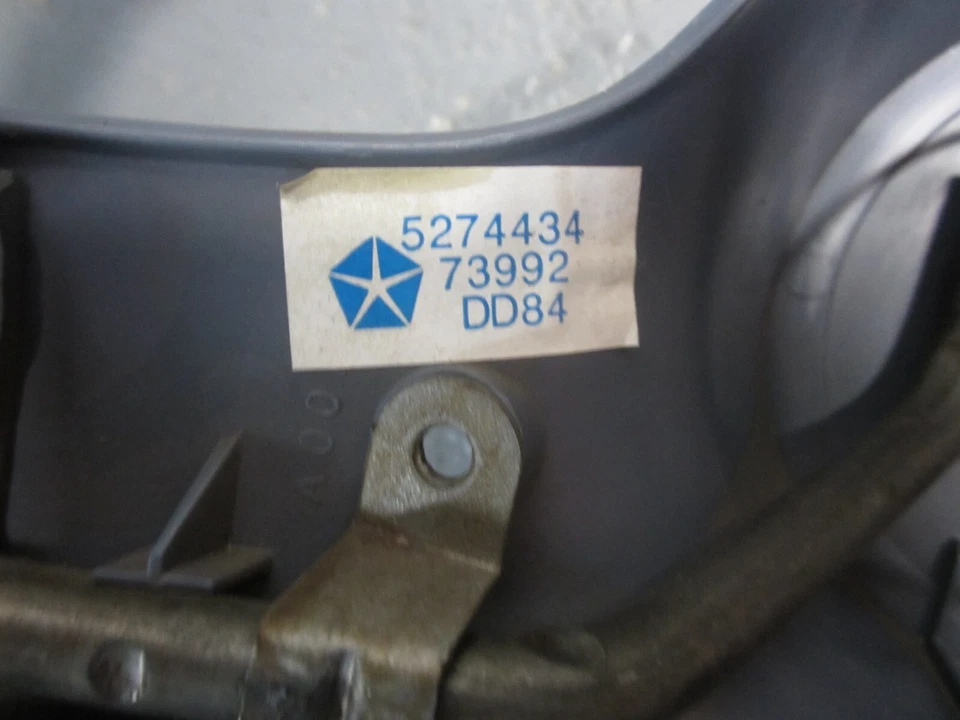 Camión Dodge serie D/W 90-93 Ramcharger volante de 2 radios azul 5274434 Foto 2 de 4