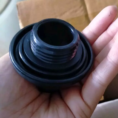 8980260840 Genuine Engine Oil Filler Cap Cover Isuzu D-MAX 8980260840 Genuine Engine Oil Filler Cap Cover Isuzu D-MAX